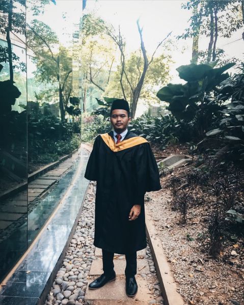 Akram pada konvokesyen KPTM Ipoh 2018