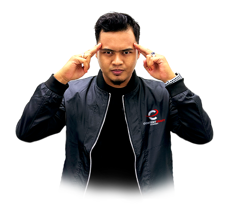 Akram Zuhair, juga dikenali sebagai Coach Am